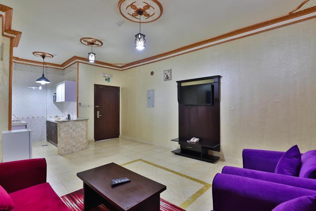 شقق حديقة الزهور 1 للشقق المخدومة Yanbu Exterior photo